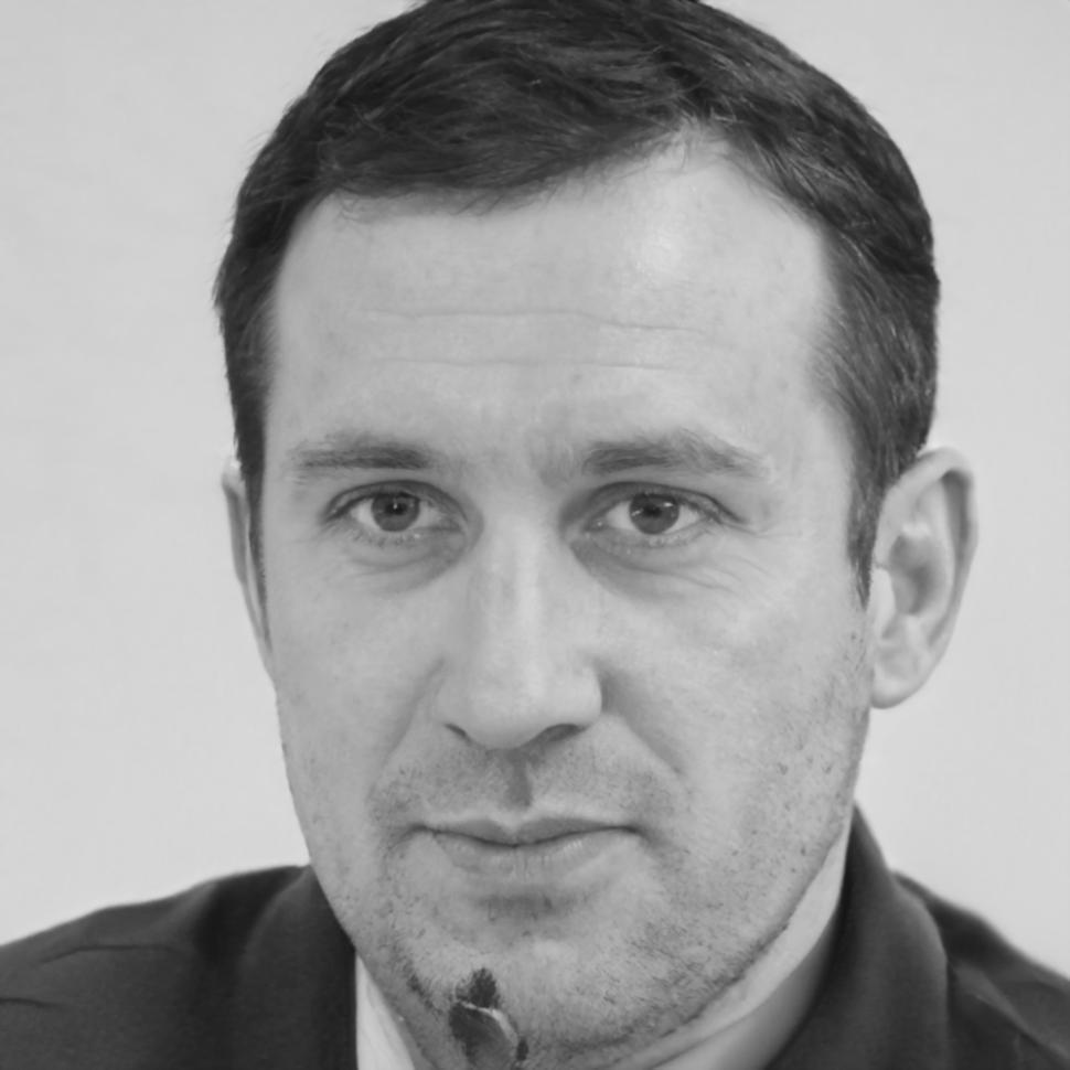 Ritratto di Luca Benvenuti, sviluppatore senior di giochi mobile